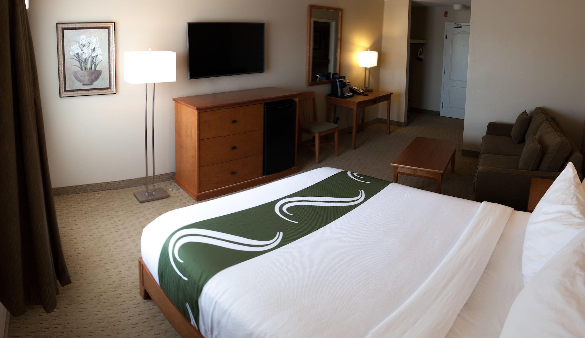 Quality Inn & Suites Amsterdam Fredericton Buitenkant foto
