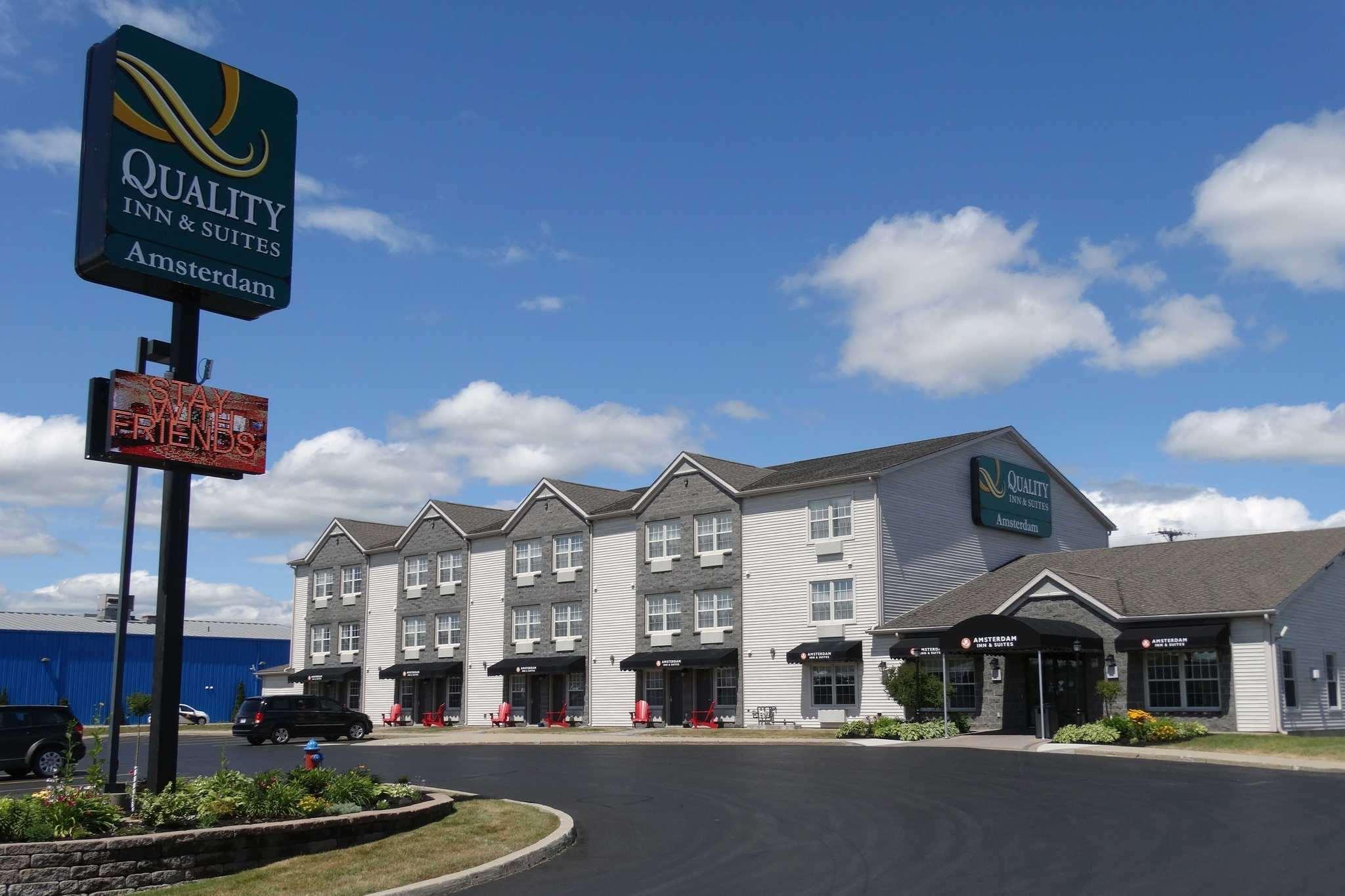 Quality Inn & Suites Amsterdam Fredericton Buitenkant foto