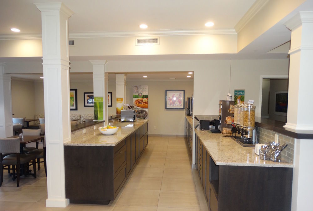 Quality Inn & Suites Amsterdam Fredericton Buitenkant foto