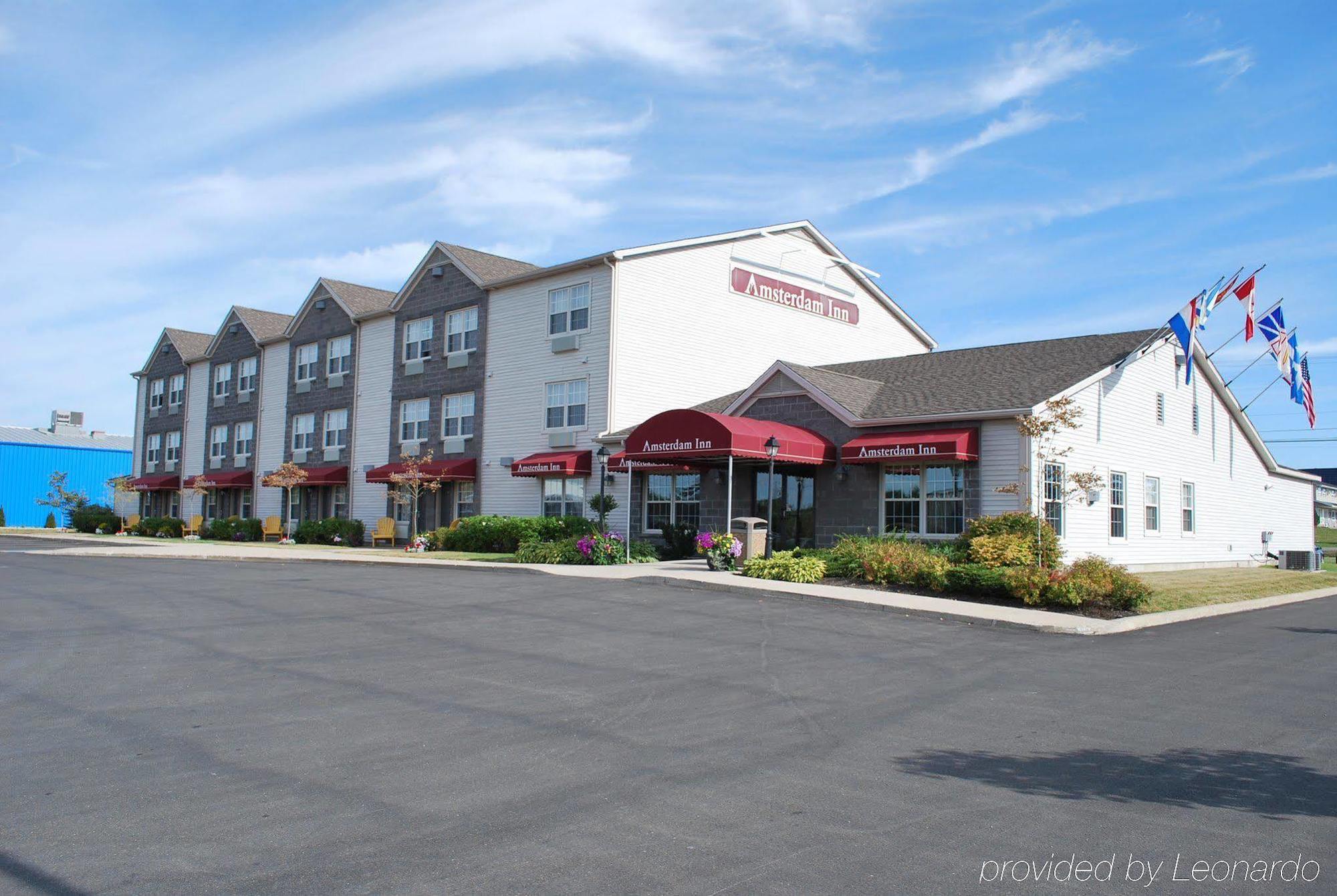 Quality Inn & Suites Amsterdam Fredericton Buitenkant foto